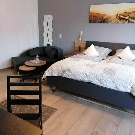 Haus Hildegard Bed and Breakfast 3*